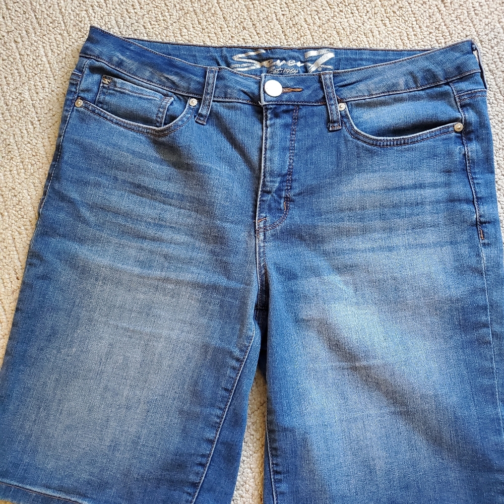 Seven7 Weekend Bermuda size 12